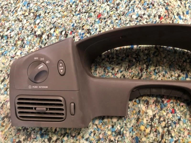 00-02 Nissan Quest Van SE Usado Salpicadero Velocímetro Cluster Bisel Cubierta de Borde Foto 4 de 4