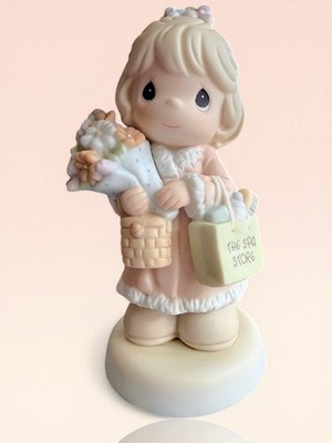 Precious Moments 2002 It s Time To Bless Your Own Day E-Club Figurine #C0022