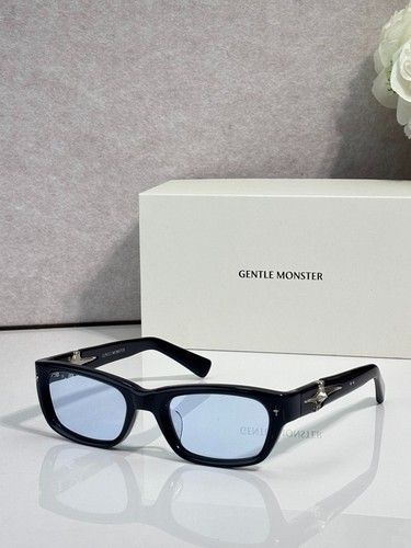 GENTLE MONSTER Unisex Sunglasses | Model: KANT | Size: 54-22-142