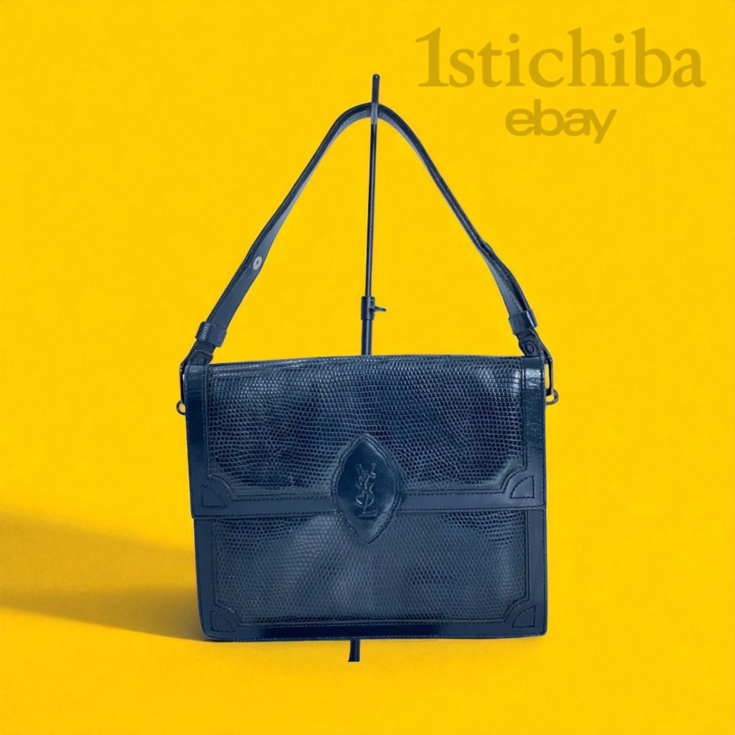 Borsa pochette Yves Saint Laurent in pelle nera usata