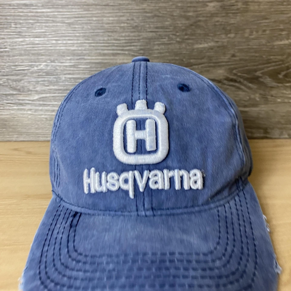 Gorra Husqvarna con correa trasera azul bordada envejecida descolorida para hombre Foto 2 de 4