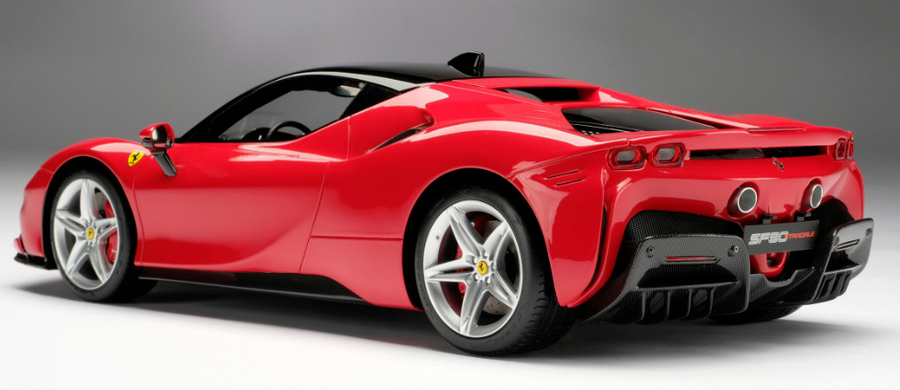 FERRARI STRADALE Race Car Racing Hypercar Red Custom Built LARGE 1:12SCALE MODEL
