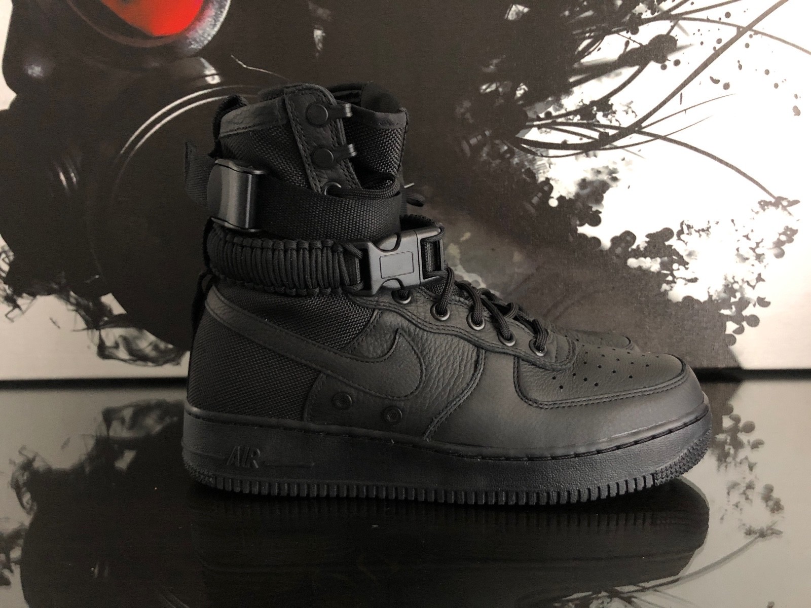 WOMENS NIKE SF AIR FORCE 1 | SIZE 8.5 | 857672 002 | AF1 TRIPLE BLACK WOMENS NIKE SF AIR FORCE 1 | SIZE 8.5 | 857672 002 | AF1 TRIPLE BLACK