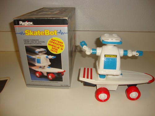 vintage plastic robot skate bot made by playtime - Picture 3 of 7