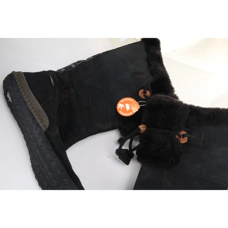 NWT cushe cabin fever winter boots faux fur womens shoes leather waterproof 7 - Image 3 of 4