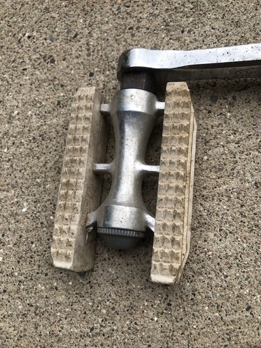SR SP-550 Pedals 1/2 in & Sugino Cranks W Dust Caps Old School BMX White Vtg - Picture 5 of 21