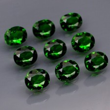 Lot de 9 Diopsides vertes emeraudes en ovale facetté de 3.40Cts