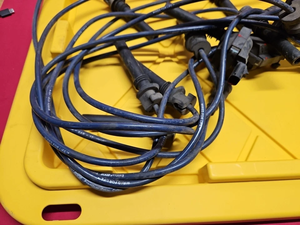 Jeep G. Cherokee Dodge Magnum Chrysler 300 2005 equipamiento de cable de bobina de encendido de 5,7 L Foto 2 de 4