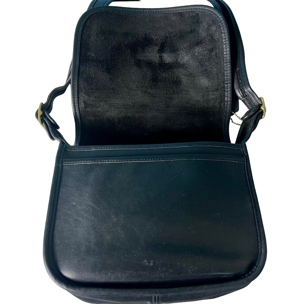 VTG 1999 Coach Classic Shoulder Bag 9170 Black Leather Brass