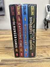 Hunger Games 4-book Paperback Box Set new Factory sealed