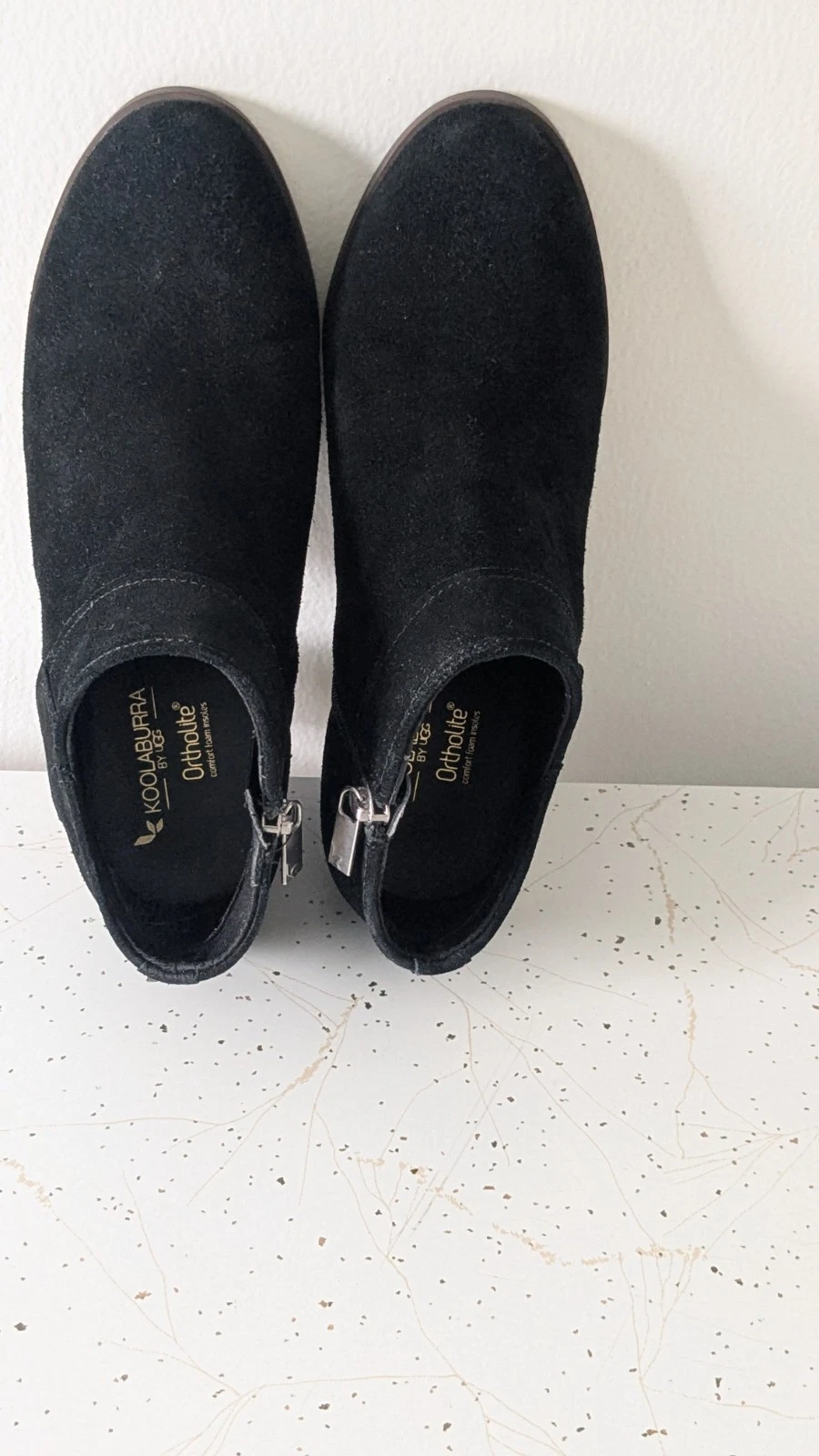 Cavigliera Koolaburra by UGG donna nera scamosciata con tacchi grossi taglia 7