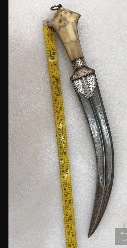 Daga Jambiya árabe indo persa con trabajo plateado y mango de hueso Foto 4 de 4