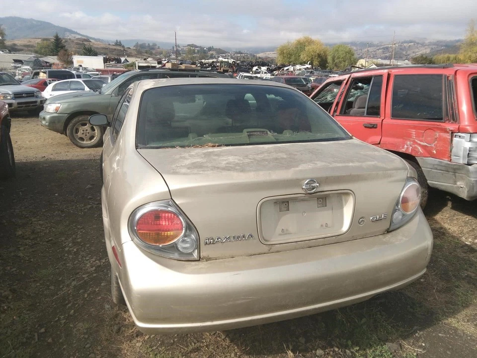AC Compressor Fits 02-04 INFINITI I35 26922555 - Image 3 of 4