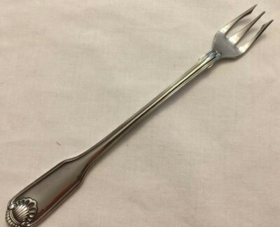 CLASSIC SHELL Pattern COCKTAIL FORK ONEIDA Stainless Steel 18/10