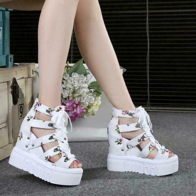 high platform sandal