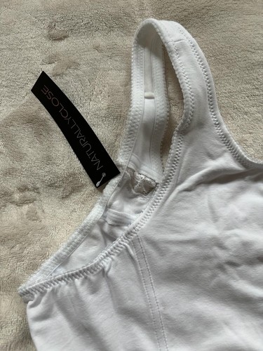 Women’s Naturally Close 2 Pack Posture Support In White. Crossback Design - Picture 7 of 9