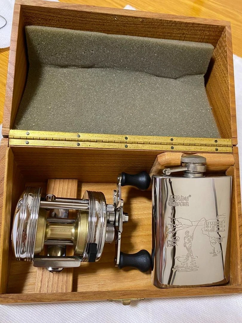 ABU GARCIA AMBASSADEUR 3500ca Baitcast Reel limitedc 25th Anniversary