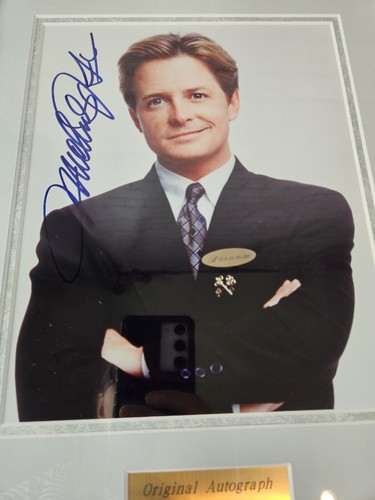 Autografo Michael J Fox Corniciato Walt Disney World Co Autentico Garantito Opaco - Foto 12 di 24
