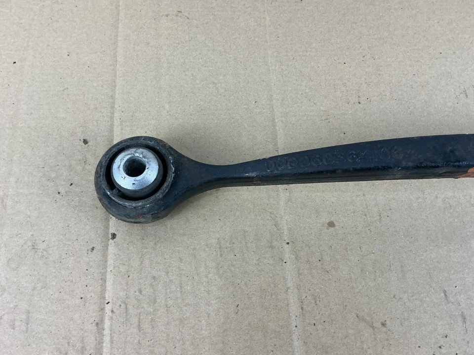 Оригинальный верхний рычаг управления правой задней подвеской для Mercedes Benz GL450 2007–2012 годов выпуска - Изображение 2 из 4