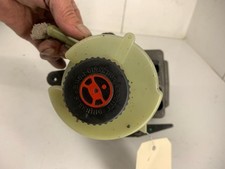 Pompe direction assistée Renault TRAFIC
