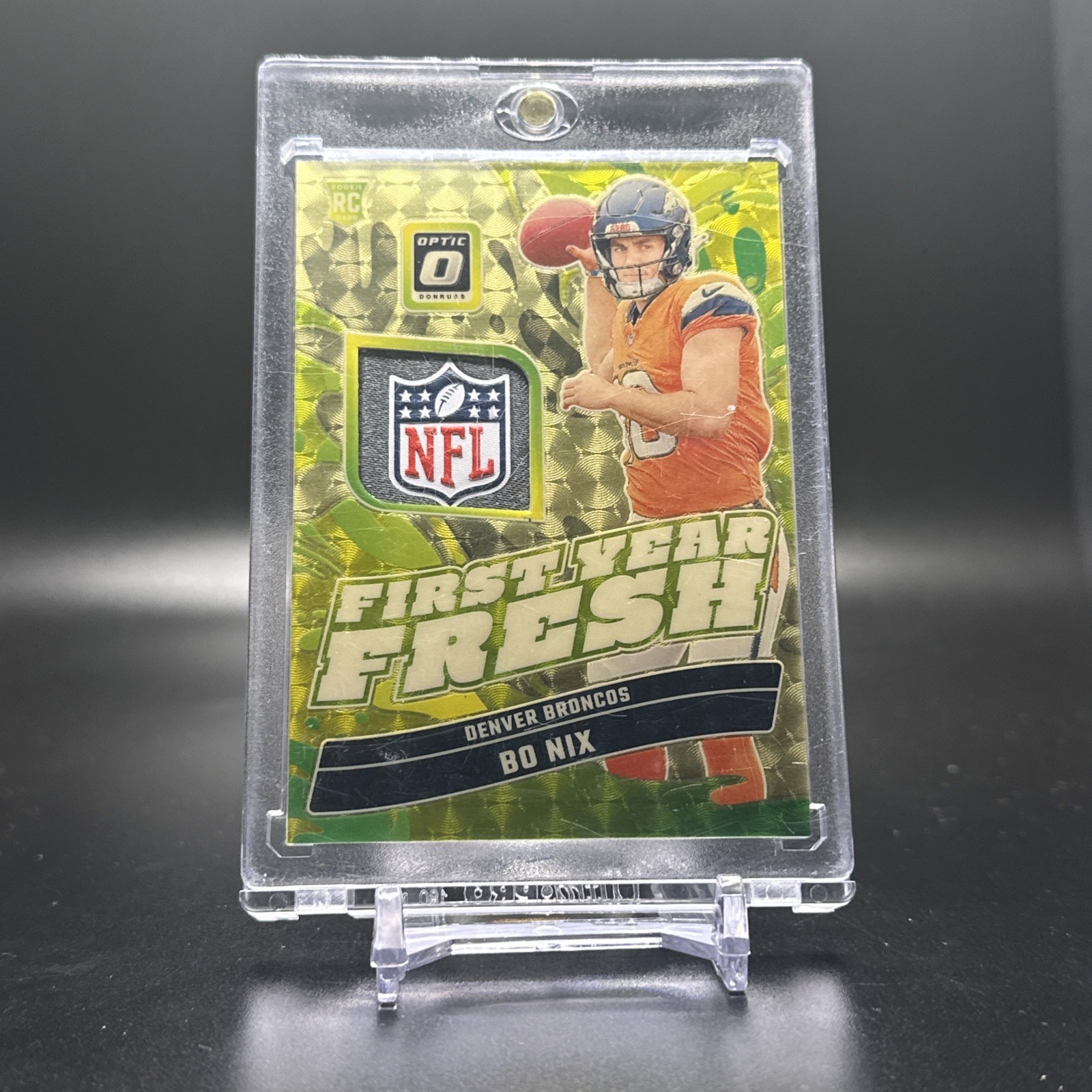 Bo Nix Panini Donruss Optic First Year Fresh Relic #FYFBNX Gold