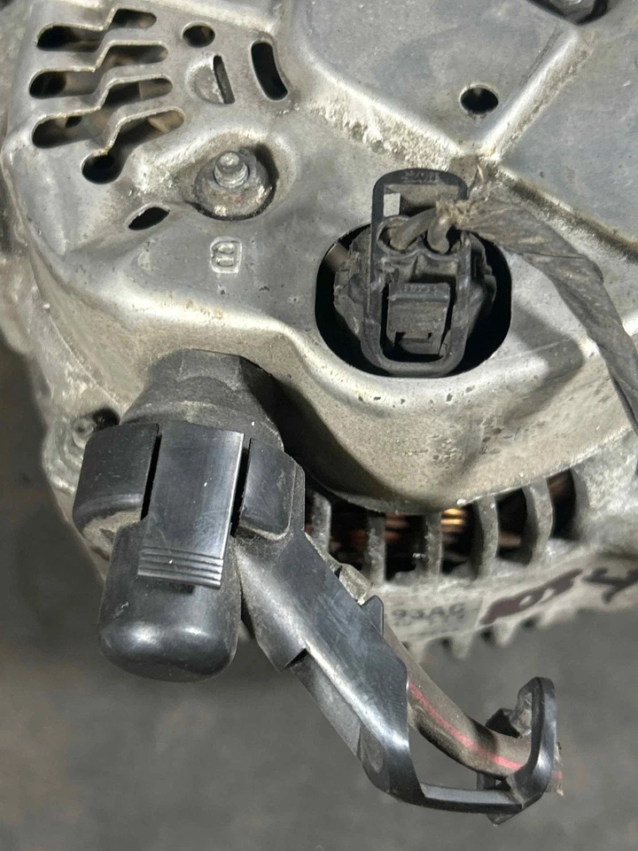 Fits 2002-2007 Jeep Liberty Alternator OEM:56041693AD Foto 3 de 4