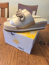 New Women's Yellow Box Alora Wedge Slide Sandal - Gold 9.5