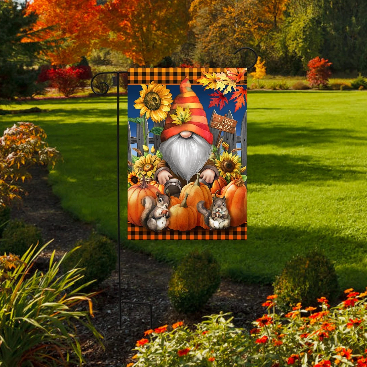 Briarwood Lane Gnome and Pumpkins Garden Flag