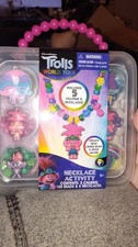 NEW Trolls World Tour Necklace Activity Set w/ 5 Charms 150 Beads 5 Necklaces