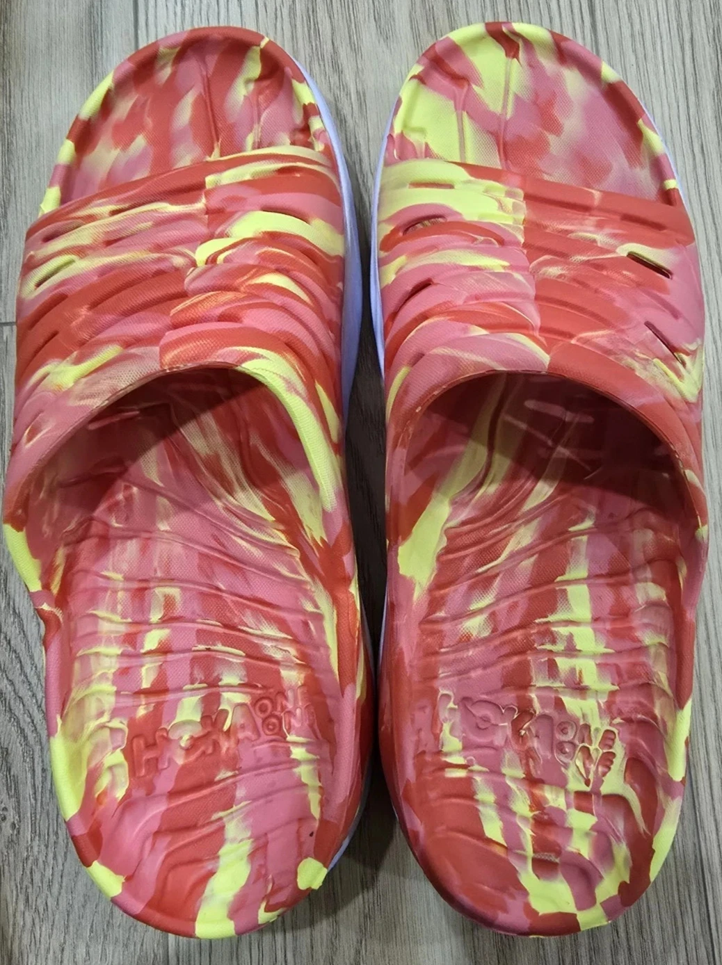 Hoka Ora Recovery Slide Red Yellow TieDye Cushion Rubber Slip On US Size Men 11
