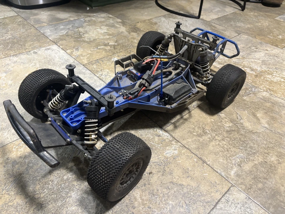 Traxxas Slash 2wd VXL *HEAVILY UPGRADED RTR*NO BATT OR CHARGER!  - Image 3 of 4