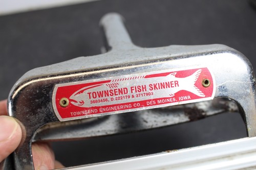Townsend Fish Skinner - Picture 2 of 4
