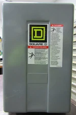 😃 SQUARE D 30 AMP ENCLOSED LIGHTING CONTACTOR 120 VAC COIL 600 VAC 8903L040