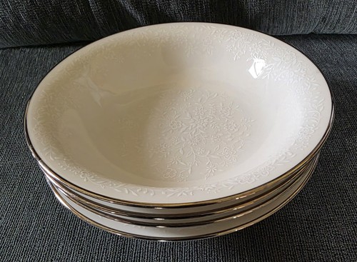 NORITAKE ~ AFFECTION 7192 ~ 4 SUPPEN-/MÜSLISCHALEN