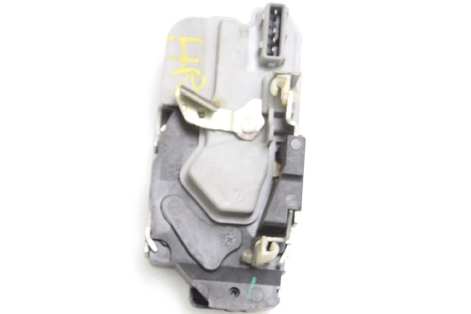 Cerradura puerta trasera derecha Lada KALINA 1 BERLINA 1117 10-2011 Foto 3 de 4