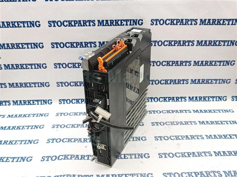 Omron R88D-1SN02H-ECT Ver.1.1 AC Servo Drive 200V 1PH/3PH 200W