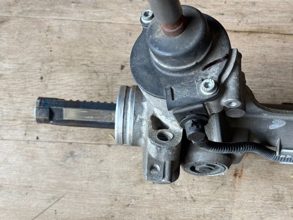 LAND ROVER DISCOVERY SPRT OEM 15-18 DIRECCIÓN ASISTIDA ELÉCTRICA CREMALLERA Y PIÑÓN Foto 4 de 4