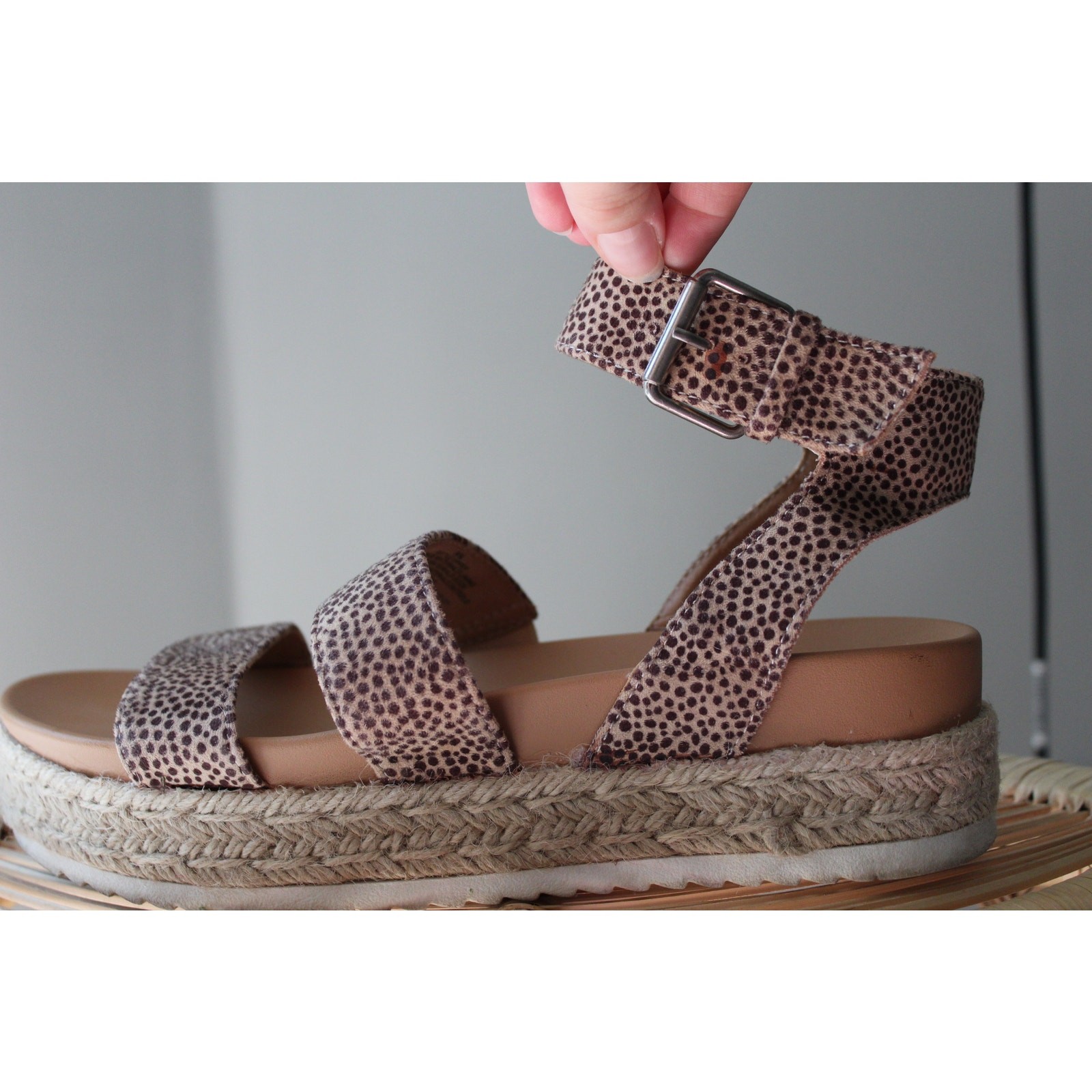 Universal Thread Animal Print Platform Chunky Str… - image 3