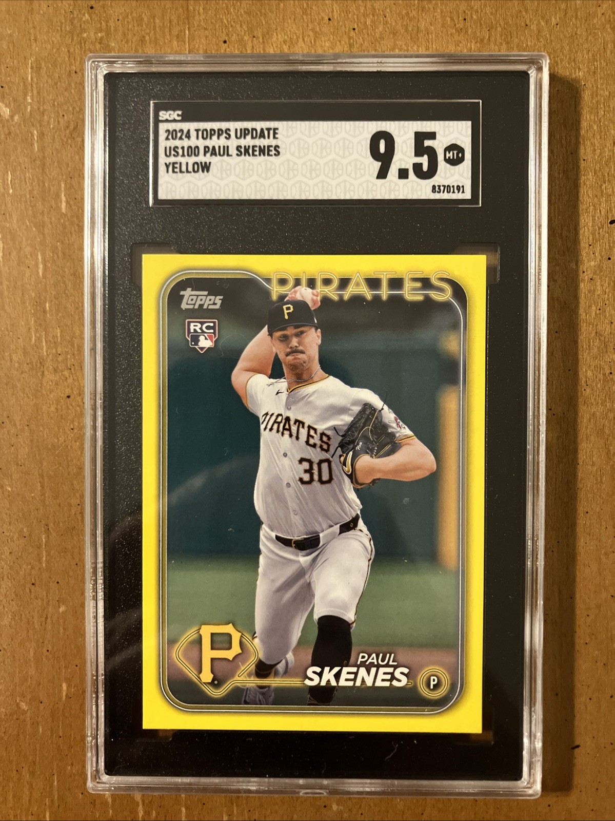 2024 Topps Update Series - Paul Skenes #US100 Yellow White Uniform (RC)