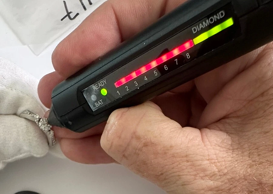 Anillo de boda de compromiso nupcial de aniversario de diamantes naturales de 1/2 quilates de oro blanco de 14 quilates Foto 4 de 4