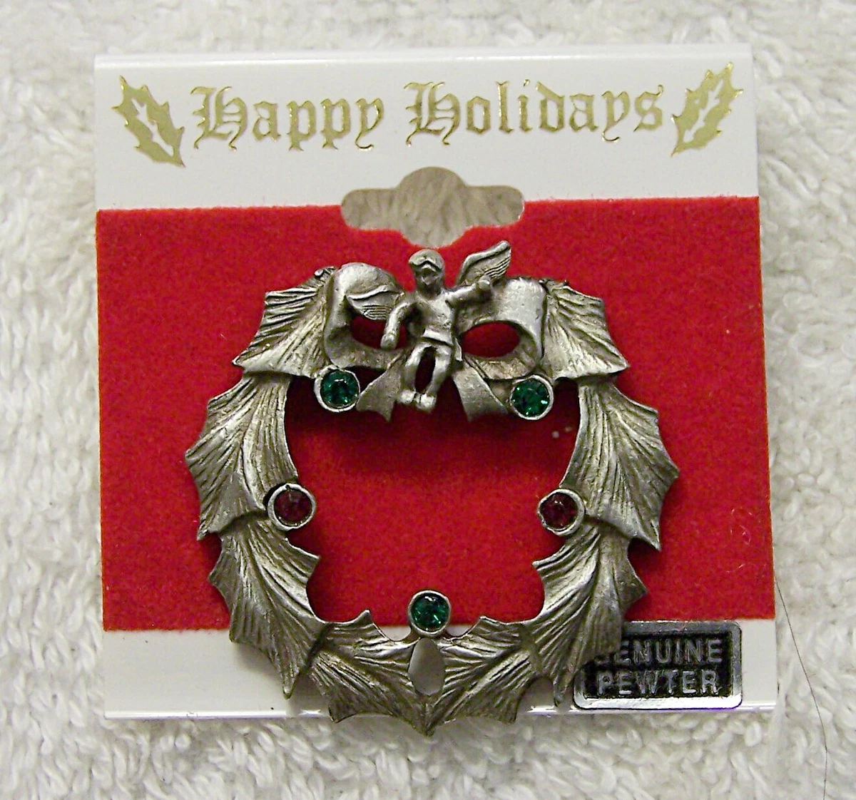 CLASSIC CHRISTMAS PIN BROOCH WREATH GARLAND RIBBON BOW PEWTER