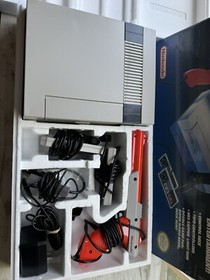 Nintendo NES Action Set  Complete In Box Console - Very Good Condition