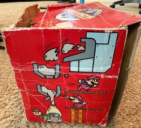 Vtg 1983 Nintendo Mario's Cement Factory Game & Watch Tabletop Game CM-72 w/ Box