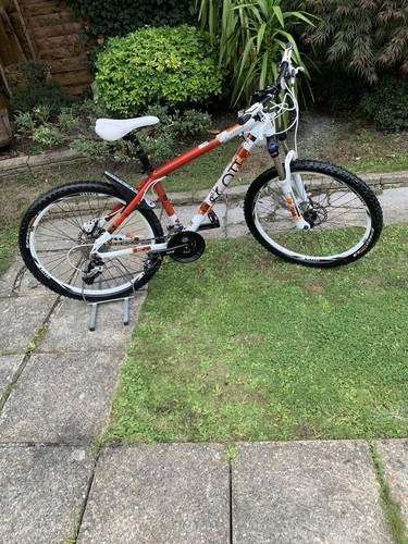 SCOTT CONTESSA 30 Mountain Bike Size M - Picture 3 of 6