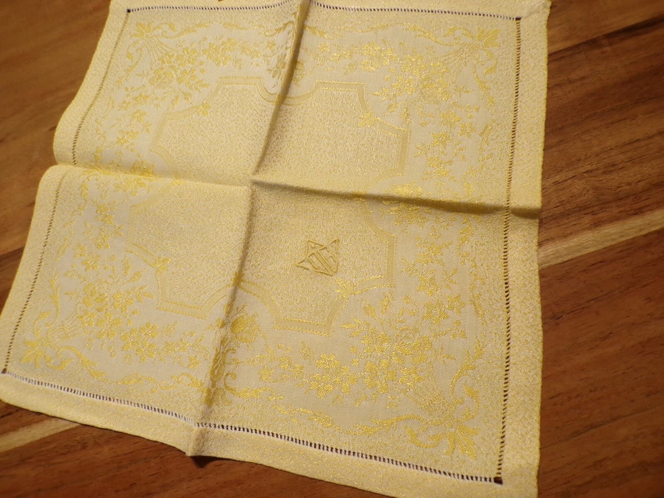 Linge ancien 4 Serviettes lin damassé soie ? jaune orangé avec monogramme JG - Photo 3/4