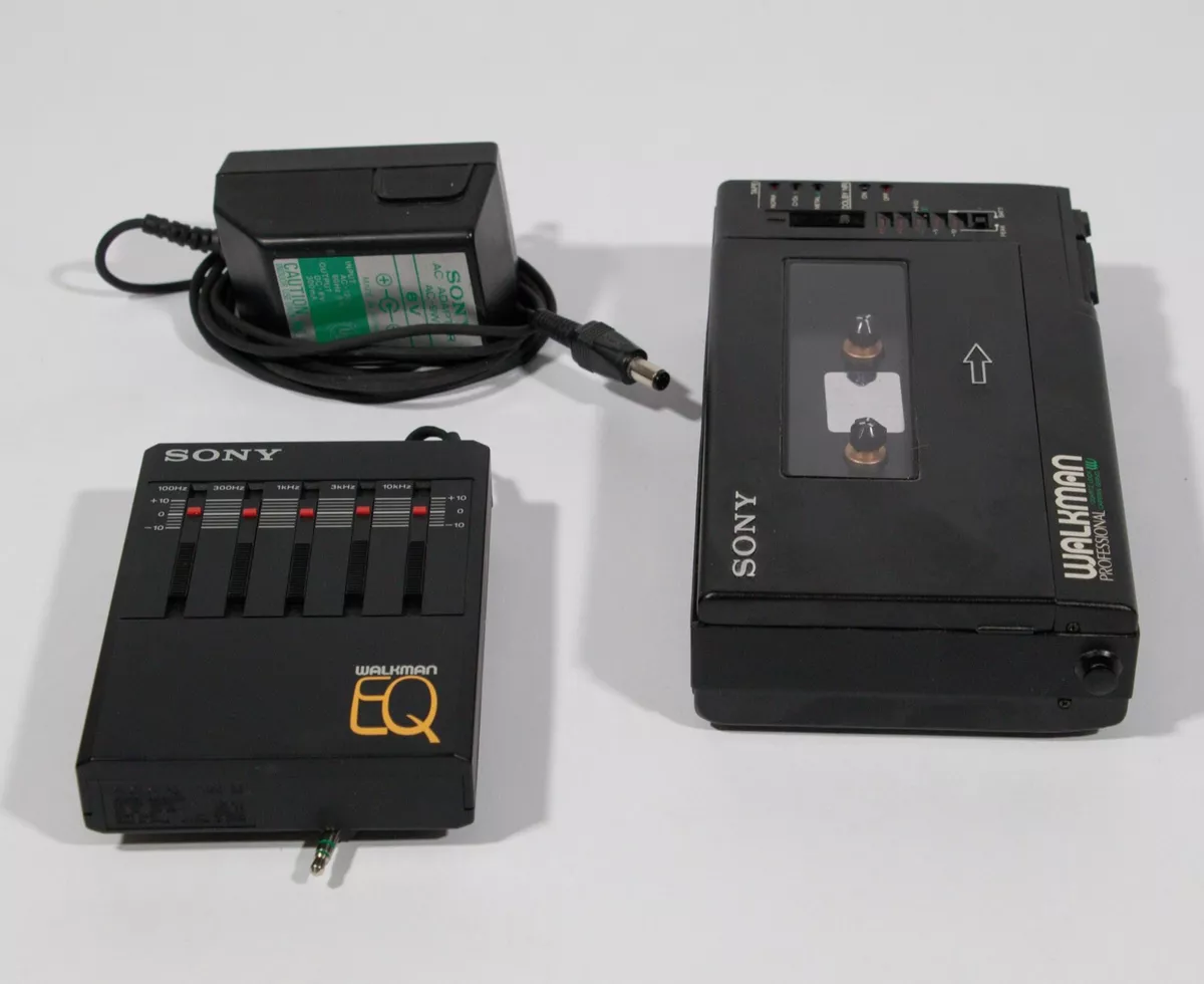 SONY: WALKMAN PROFESSIONAL WM-D6 CASSETTE PLAYER RECORDER + Walkman SEQ-50