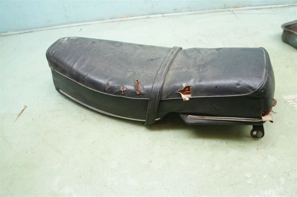 本田 Ca95 Baby Dream Benly 150 座原始设备制造商 *2193 — 第 3/4 张图片