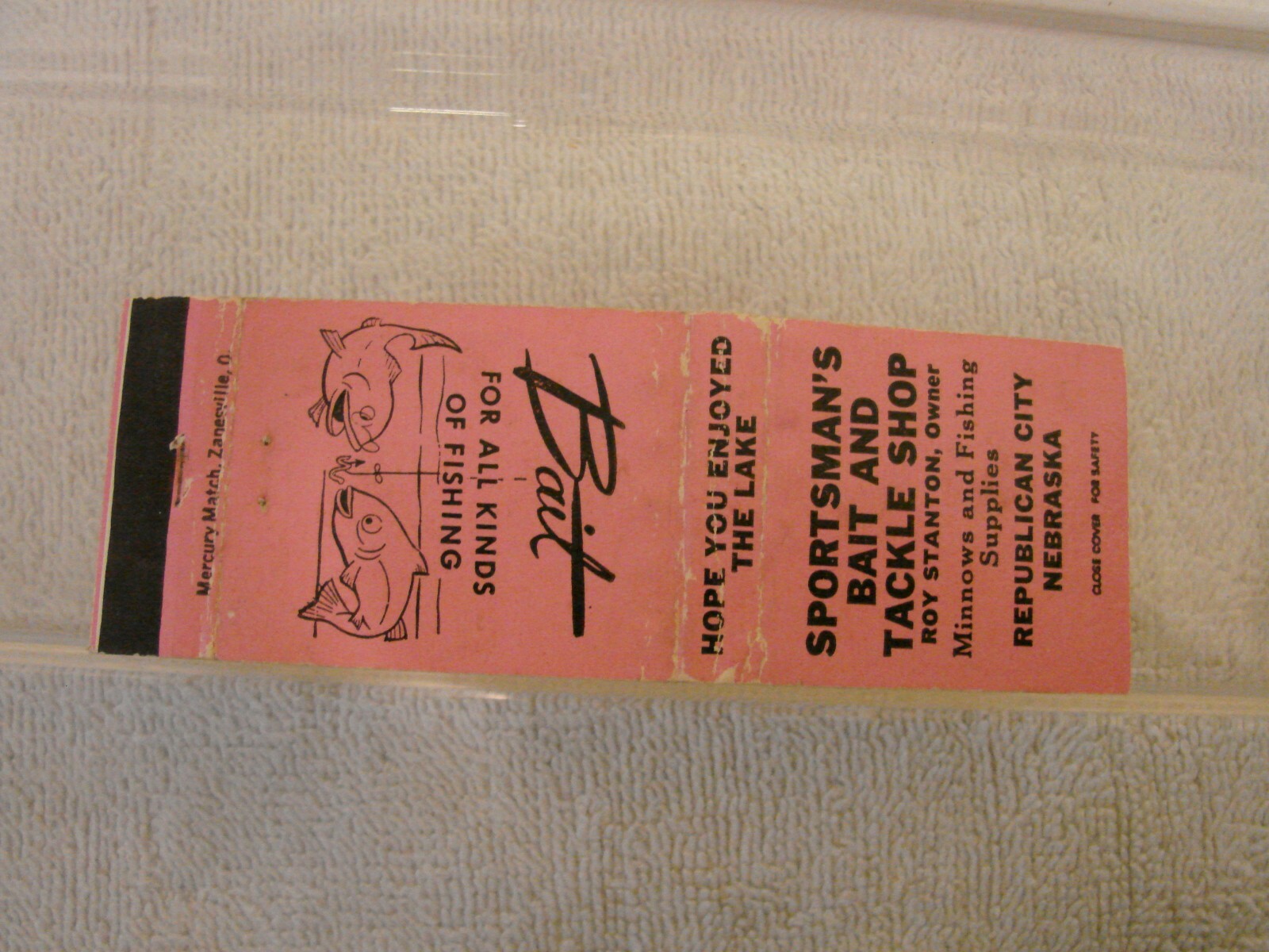 REPUBLICAN CITY NEBRASKA MATCHBOOK COVER SPORTSMAN'S BAIT & TACKLE SHOP