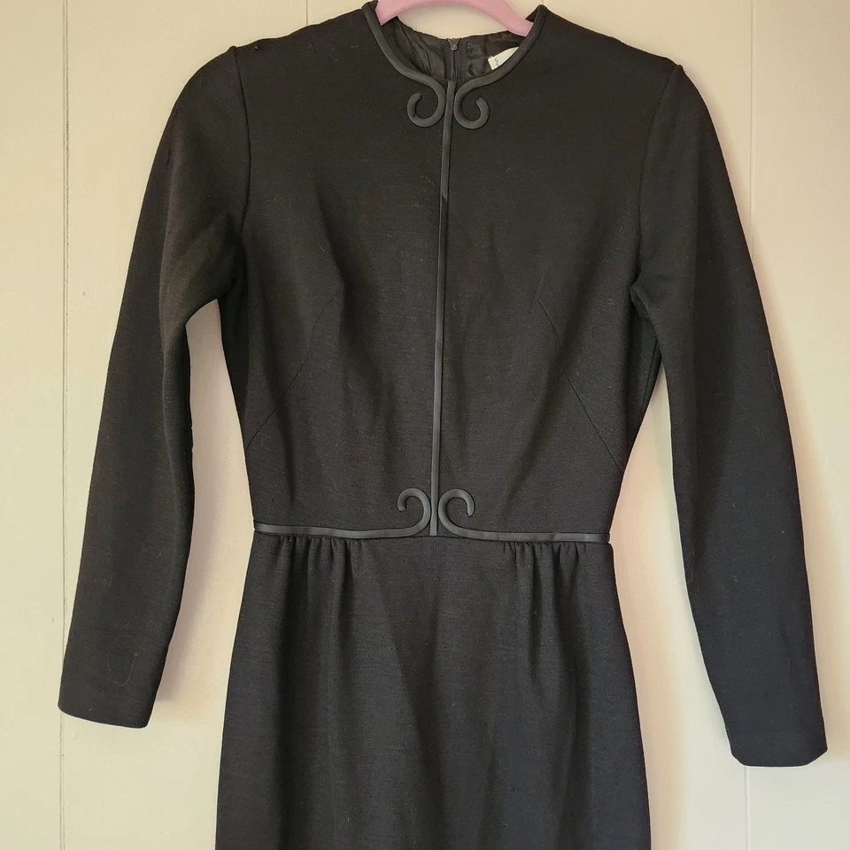 Vestido de Lana Negro Vintage Años 60 S Gótico Mod Oficina Clásico Funeral Manga Larga Foto 2 de 4