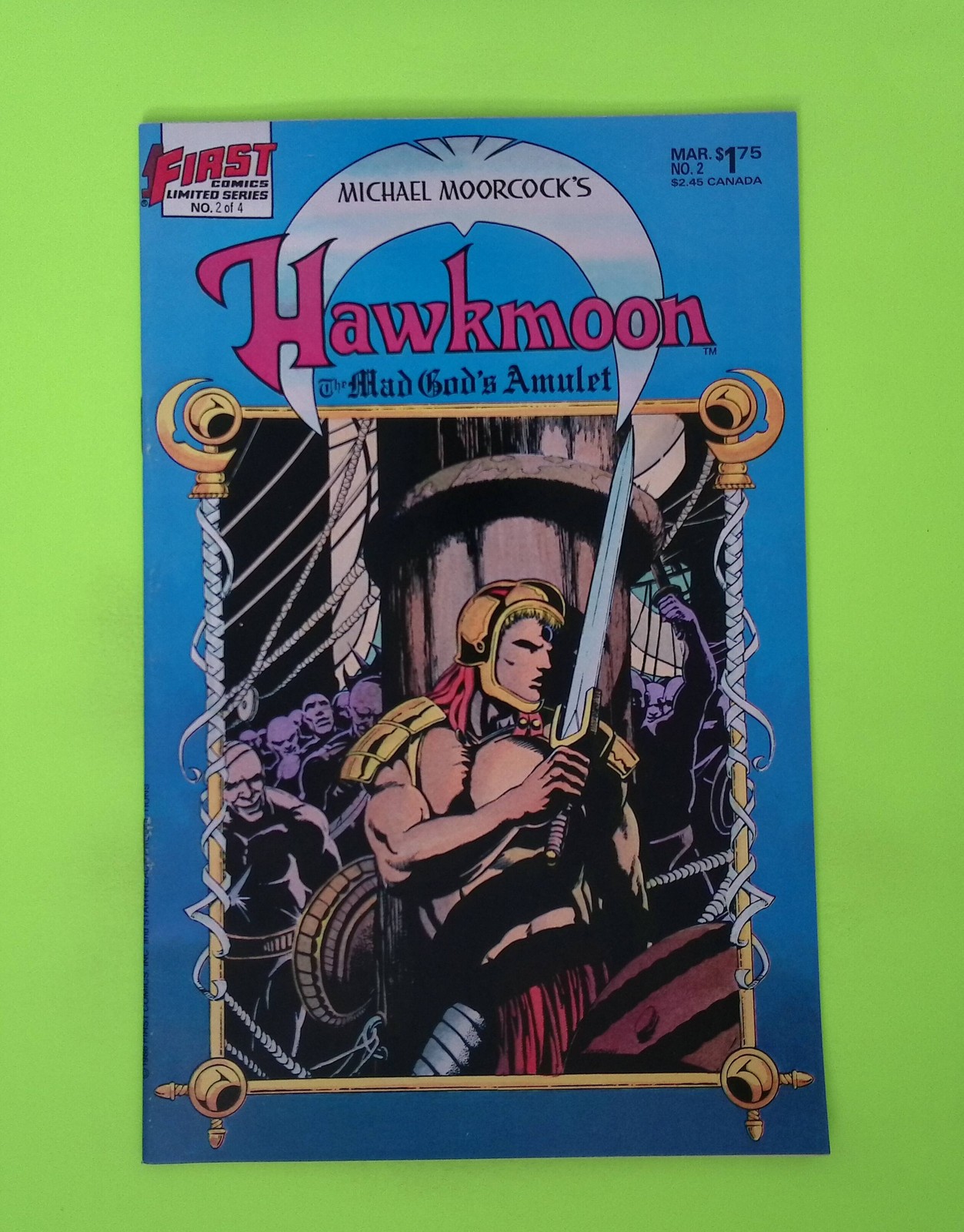 Michael Moorcock Hawkmoon: The Mad God's Amulet (Poche) Hawkmoon